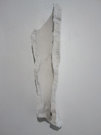 107 x 28 x 22 cm
